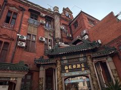-梅龙镇酒家(南京西路总店)