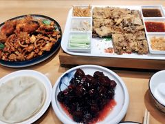 -肘子酥·天津菜·特色捞面(德云社店)