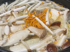 -东椰·海南椰子鸡火锅(朝阳门店)