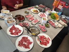 -张哞哞·鲜切牛肉自助火锅(高德置地店)
