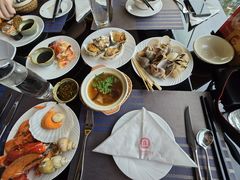 -宝利来国际大酒店-凤凰阁旋转餐厅