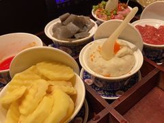 -老房老舍重庆火锅(假日城市店)