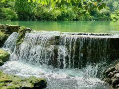 -高荡千年布依古寨旅游景区