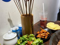 -四小区火锅·巷子里的重庆火锅(花照壁店)