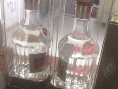 -至铖名酒回收茅台五粮液冬虫夏草