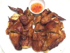 明皇脆皮烧鸡-稻香酒家·33年老字号·港式粤菜(富邦中心店)