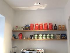 -WOW coffee