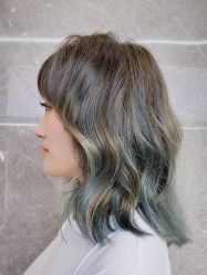 -变画·发型STUDIO