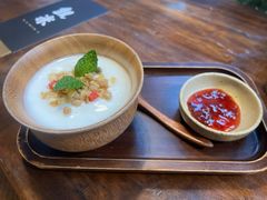 -银米·云南传统过桥米线(双廊黑金冠店)