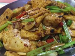 -六和聚传统烤鸭.天津菜(和平店)