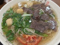 -牛小隆牛肉面馆(四牌楼店)