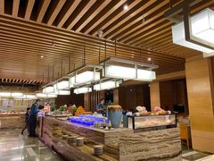 自助取餐区-前海华侨城JW万豪酒店·都会尚膳自助餐厅·牛排海鲜酒水畅飨