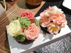 生如夏花杯子蛋糕-BON CAKE(华贸购物中心店)