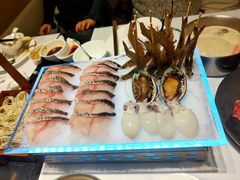 -红鼎豆捞·非遗鲍皇汤火锅(宝丰路店)