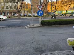 -绝味鸭脖(金顶西街店)