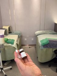-苗方清颜·祛痘皮肤管理