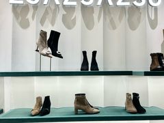 -百盛(万象城店)