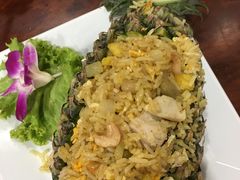 -Dang restaurant (patong phuket)