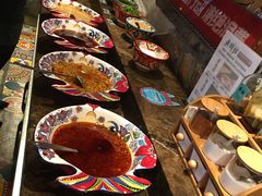 自助取餐区-老牌坊云南鱼豆花火锅(爱建店)