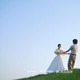 只看一眼就想收藏的绿茵草坪婚纱照💚太治愈了～