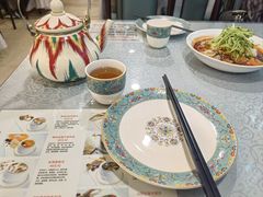 -汗腾格里·风味餐厅(新疆驻京办店)