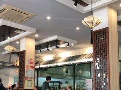 大堂-华盛园卷子王农家菜水库鱼