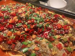 -里岛烤鱼(东港凯虹广场店)