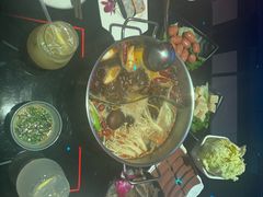 -唯爱KTV聚会餐厅(仙林东城汇店)