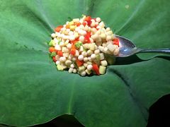 有机芦笋尖炒鸡头米-菩提素素食餐厅(晶郦馆店)