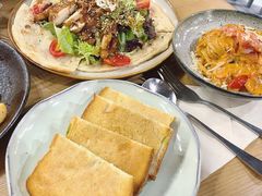 -HELLO 27 意面·沙拉·帕尼尼