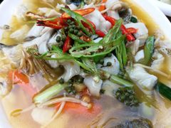 -一栋洋楼云南菜馆