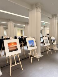 -雪中彩影婚纱摄影·微光艺术中心