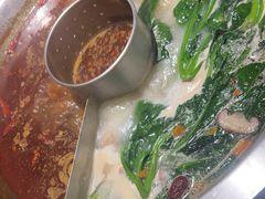 -佬土鹅肠火锅(解放路店)