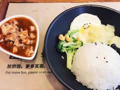 麻辣小龙虾饭-海盗虾饭·剥好的小龙虾饭(SOHO尚都店)