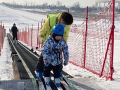 -华彬猛犸滑雪场