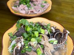 -小杨翘脚牛肉