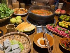 -贵厨酸汤牛肉(花果园国际中心店)