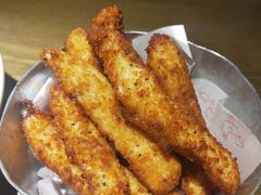 炸自制鸡柳-机器人火炉披萨