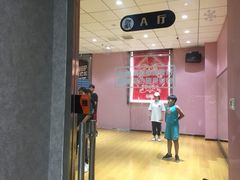 -零下舞度·街舞连锁机构(万科中心店)