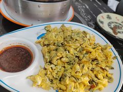 槐花炒鸡蛋-涵家味土菜馆·徽州一绝臭鳜鱼(三河古镇店)