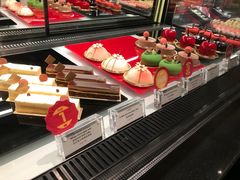 -Salon de The de Joel Robuchon(外滩18号店)