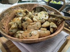 烩蘑菇-Solo(衡山路店)