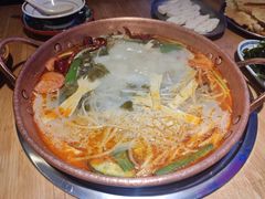 -洱火云南酸菜牛肉火锅(石景山当代商城店)