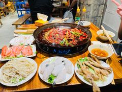 -六公里老火锅(总店)