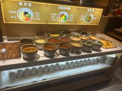 -一朵菌·野生菌探索家火锅(南亚店)