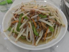 -丹水桥地锅鱼·翘嘴鲌·地方特色全鱼宴(丹江口大坝店)
