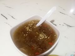 -凤凰路何眼镜香辣蟹(花果园店)