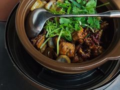 -胡须佬鸡煲四季火锅店(石厦西村直营店)