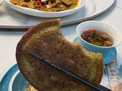 -三江源美食城