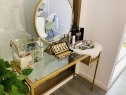 -F.N冻龄皮肤管理中心